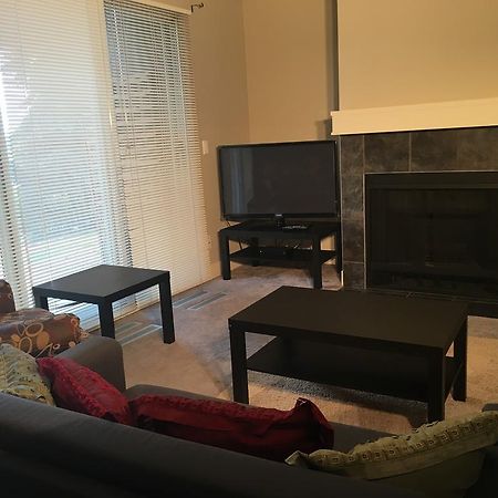 YYC Olympic Suites מראה חיצוני תמונה